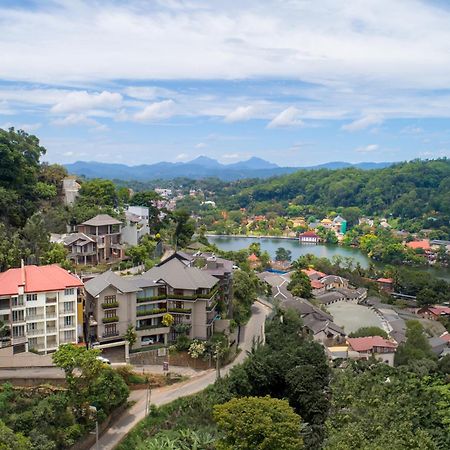 Hotel Cassendra Kandy Exteriér fotografie