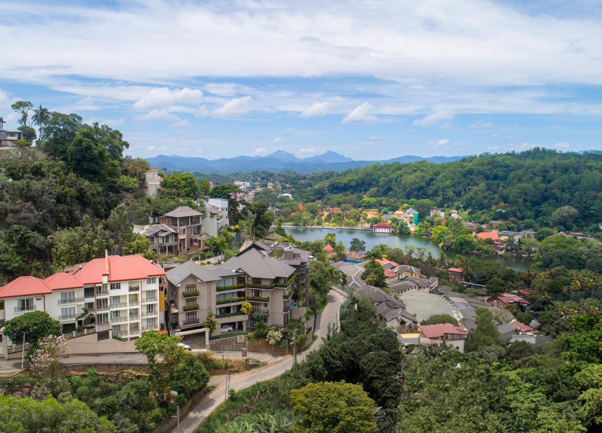 Hotel Cassendra Kandy Exteriér fotografie